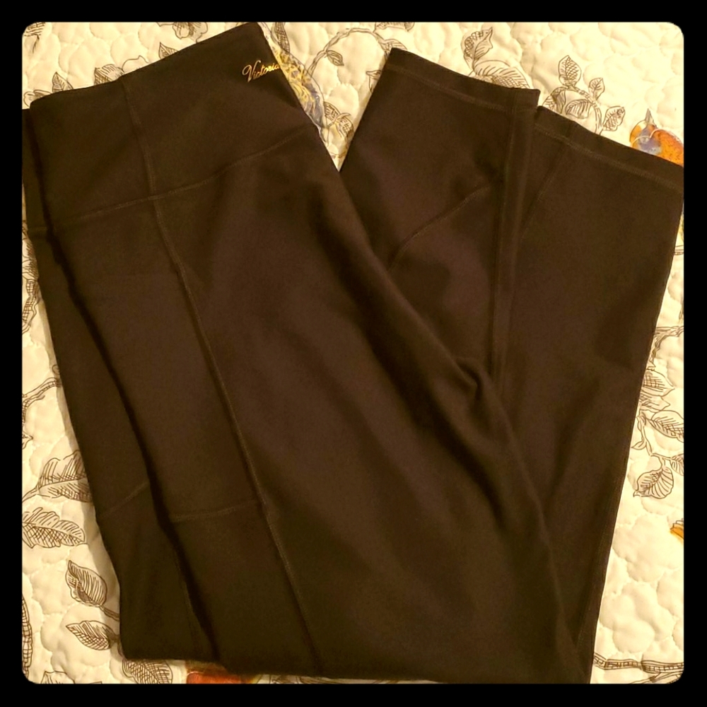 VS Sport 3/4 workout pants